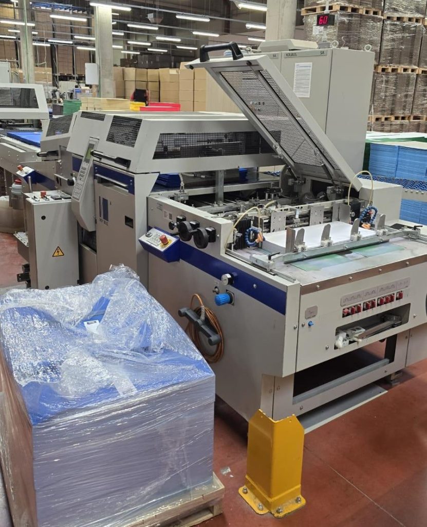 Lenming Machine Kolbus SA 270 inside lining machine - Mekes