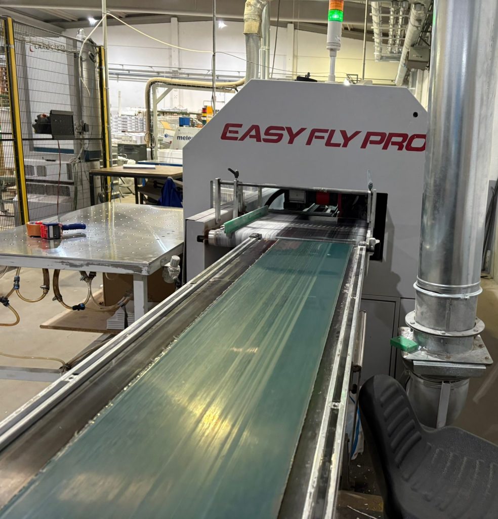SCS Easy Fly Pro frontcutter - Mekes